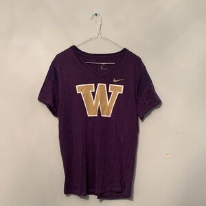 Nike UW Shirt